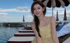 白祙女生手脚被绑TK的微博